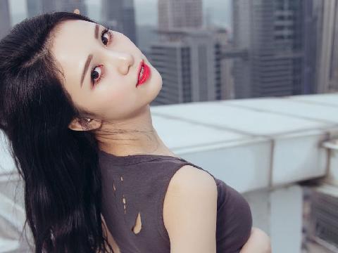 【小说】穿越伊始将异母姐姐调教成性奴