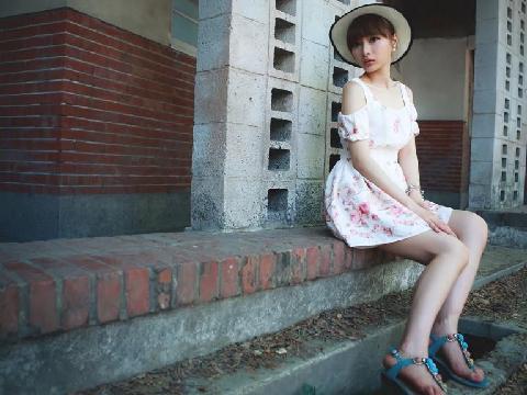 【小说】一个无法穿丁字裤的女人