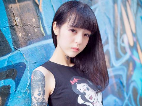 【小说】内射见习女法官