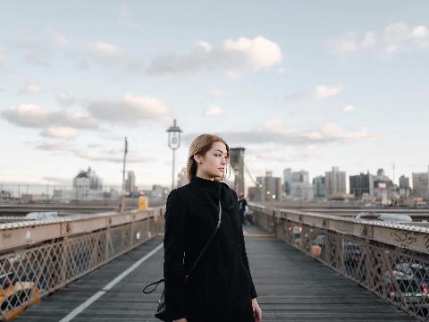 【小说】邻家笨女孩