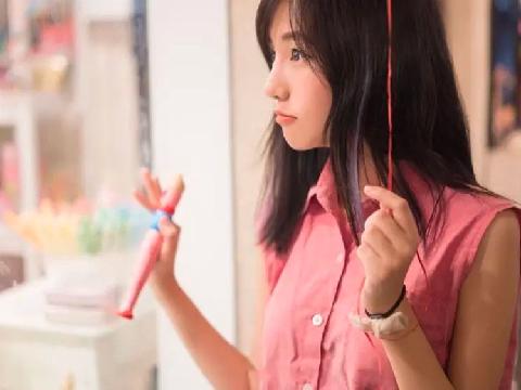【小说】何人初媚月