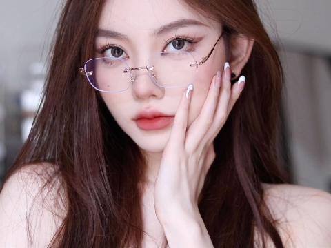 【小说】乡下公公和冷艳大奶律师儿媳