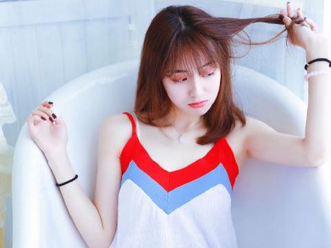 【小说】陪读母亲的性事