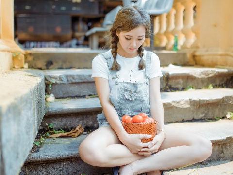 【小说】乖乖女高中生的蜜穴开发日记