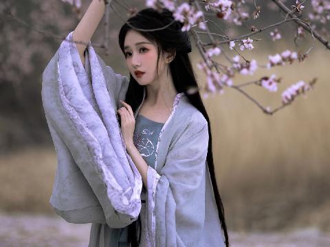 【小说】道家高冷肥臀母亲,扶她反差战神姐姐
