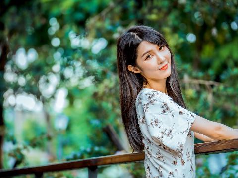 【小说】到小镇出差的妈妈