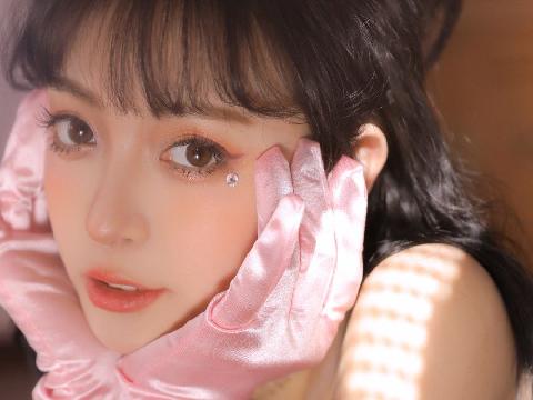【小说】穿进情色系统的色情女高