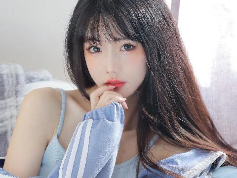 【小说】在健身会所里,我居然众目睽睽下上了我女儿