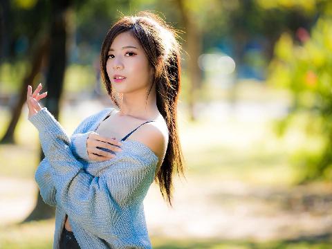 【小说】伸向清纯可爱女友小鱼的魔爪