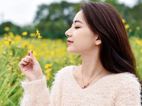 【小说】我的coser女友为他人绽放