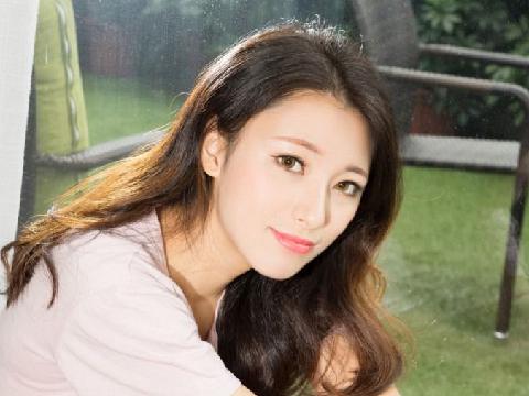 【小说】反差婊老婆的养成日记