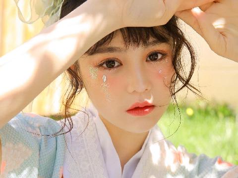 【小说】绿母邀请函卖别墅的妈妈