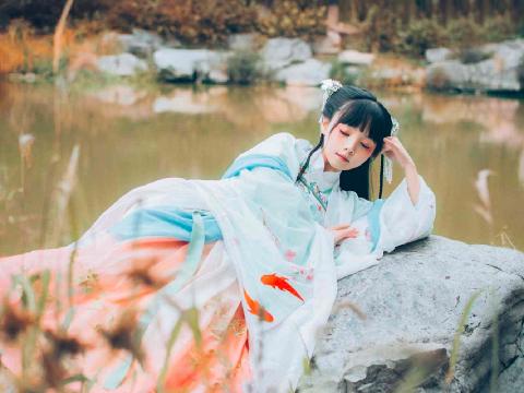 【小说】碧雪寒霜