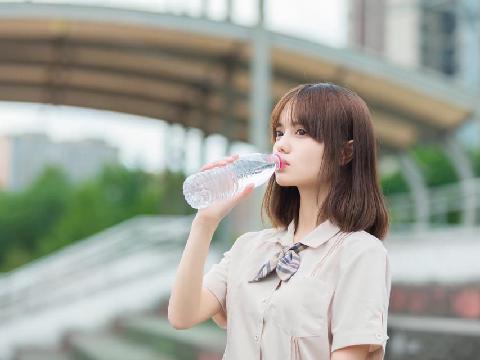 【小说】母狗大小姐