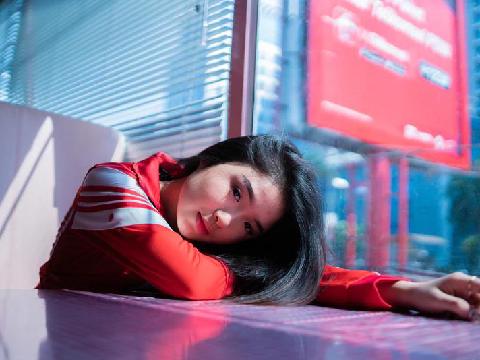 【小说】莹莹的淫贱经历