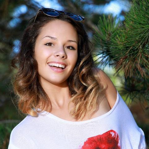【色图】甜美可爱的丰满少女ARINAF