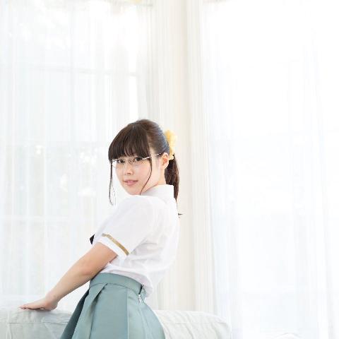 【色图】日本女老师彩城优里菜Yurina Ayashiro