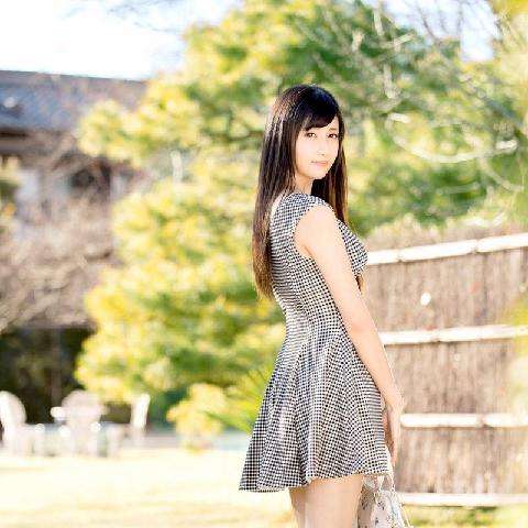 【色图】日本清纯少女投身AV界还大尺度开脚翻粉逼写真 - 玉名みら