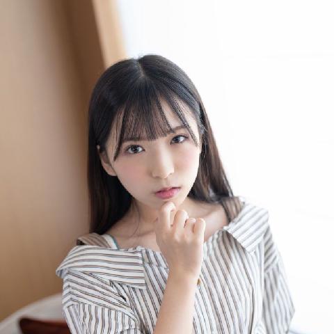 【色图】小小年纪,却充份懂得勾引男人的日本小狐狸精 - Yui