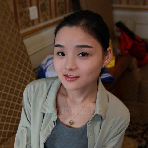 【色图】风骚国内学生小嫩模超大尺度开脚挺臀露粉穴写真 - 苏雅