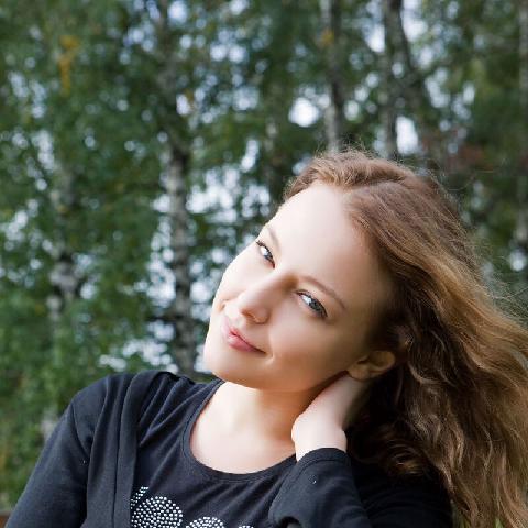 【色图】拥有天然乳房的少女 Nikia A 全裸炫耀她火辣的屁股和剃光的小穴