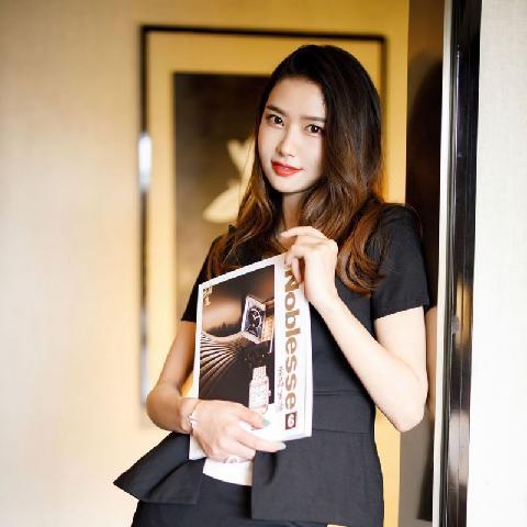 【色图】MF Star 重庆漂亮名模的珍贵全裸漏逼写真精选 - 方子萱